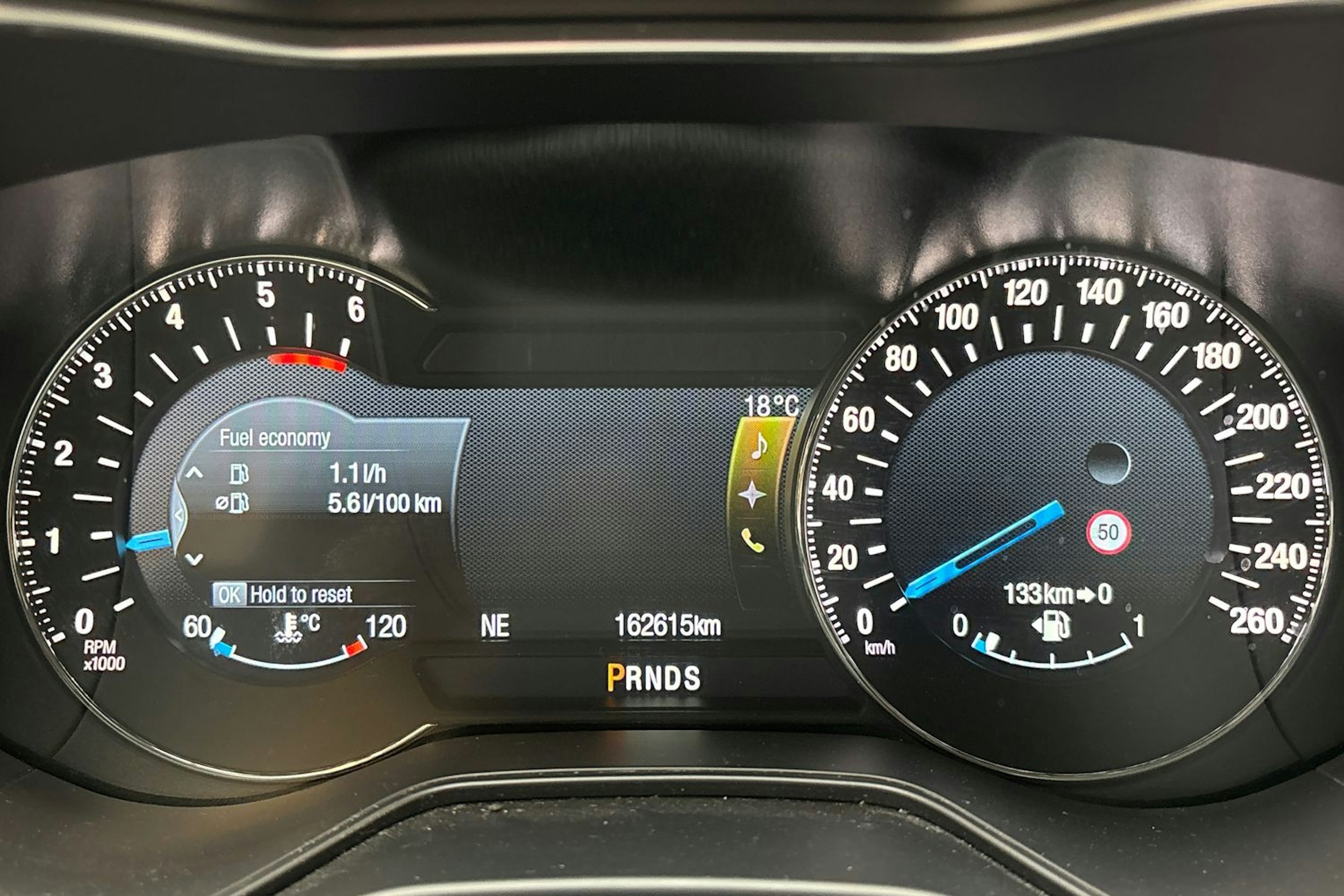valkoinen Ford Mondeo 2016 kuva 22.