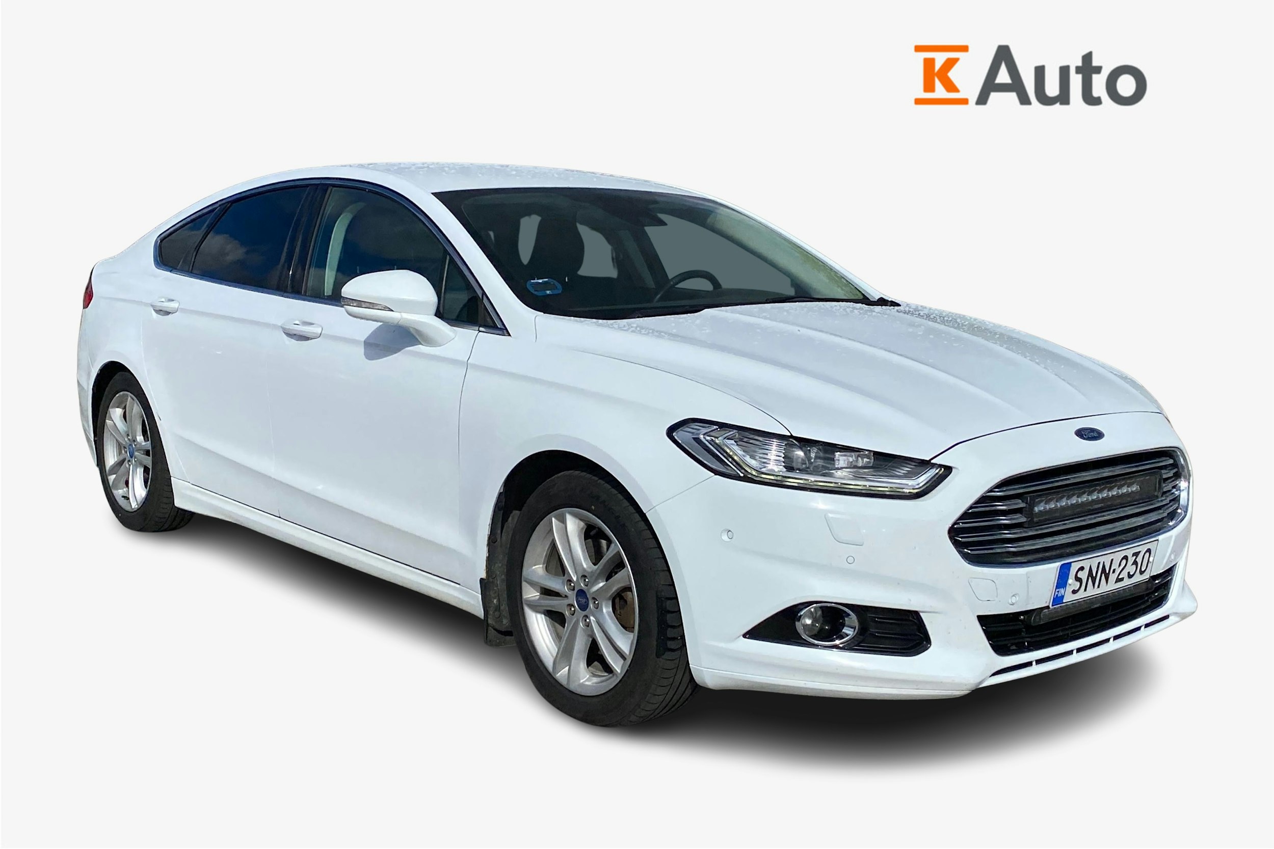Valkoinen Ford MONDEO 2016 kuva 1.