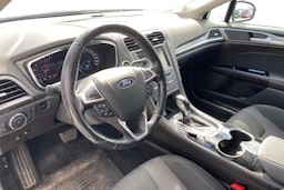 Valkoinen Ford MONDEO 2016 kuva 3.