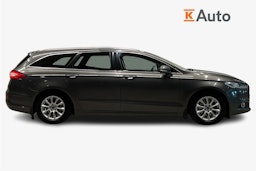 harmaa Ford Mondeo 2016 kuva 7.