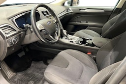 harmaa Ford Mondeo 2016 kuva 11.