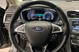 harmaa Ford Mondeo 2016 kuva 13.