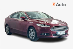 punainen Ford Mondeo 2016 kuva 1.