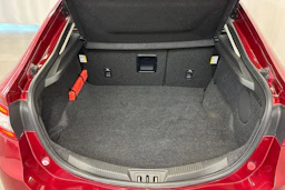 punainen Ford Mondeo 2016 kuva 13.