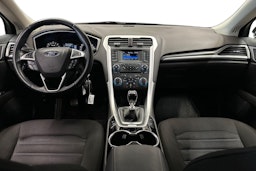 musta Ford Mondeo 2016 kuva 9.