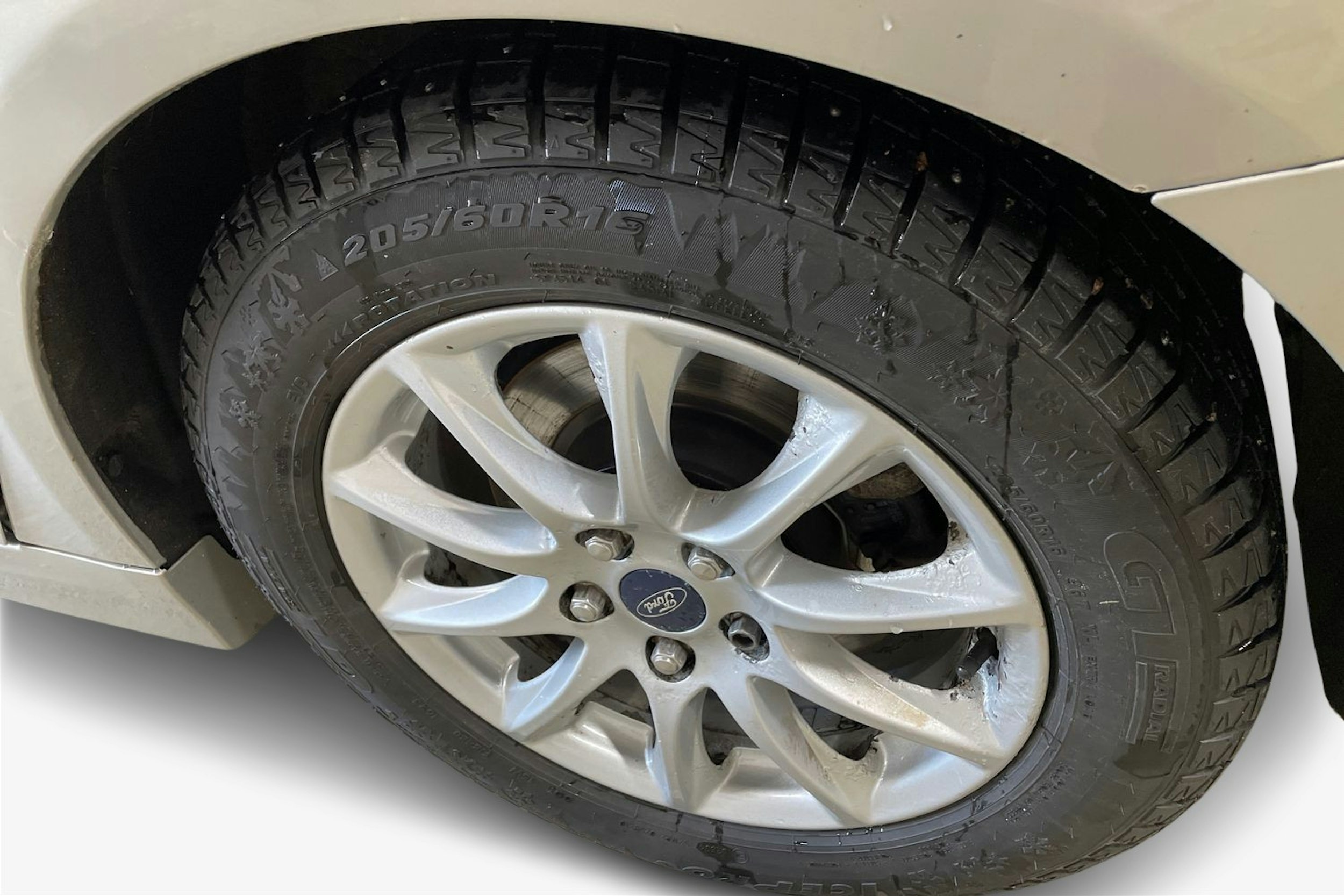 Harmaa Ford MONDEO 2016 kuva 11.