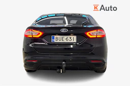 musta Ford Mondeo 2017 kuva 3.