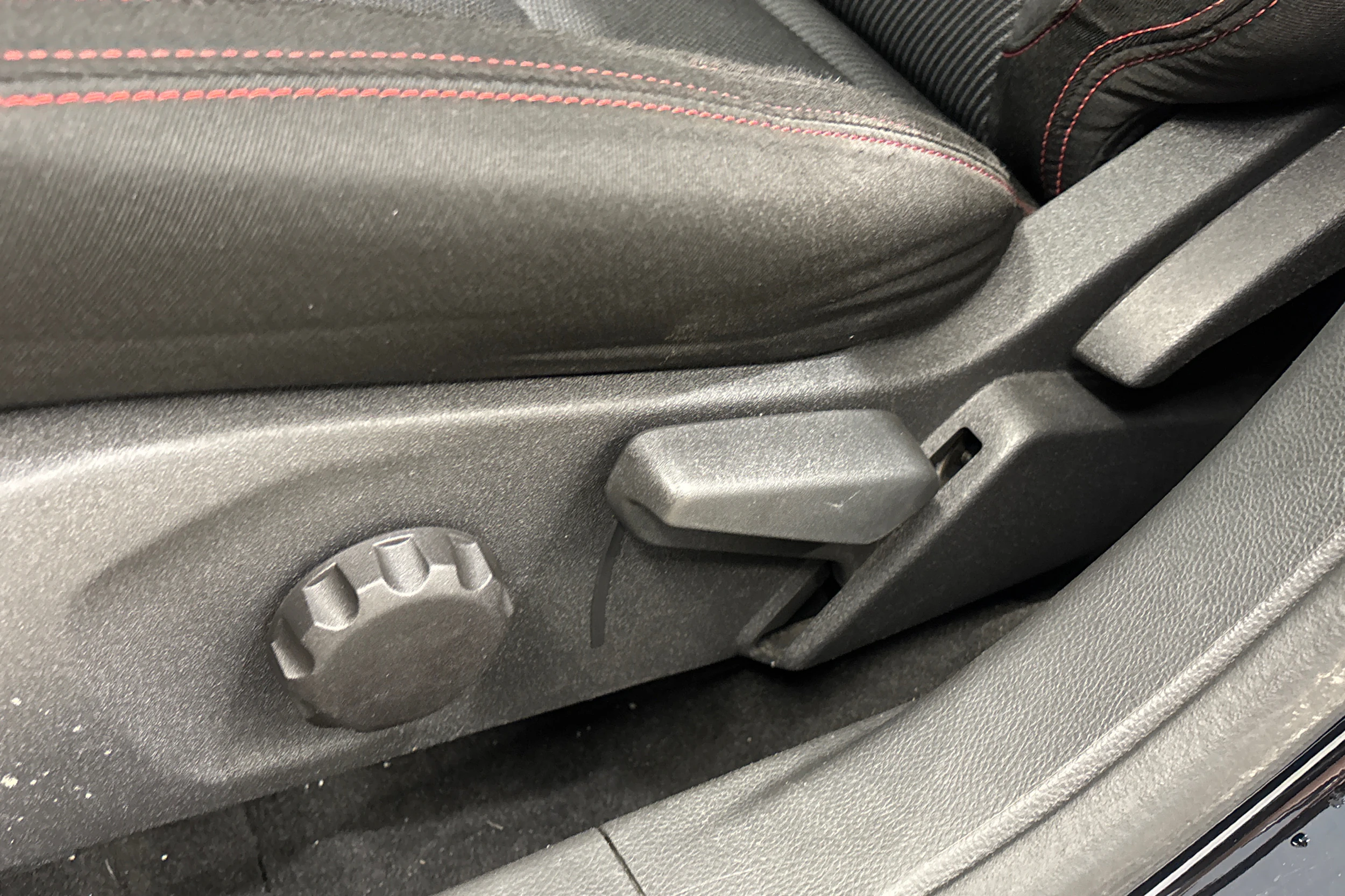 musta Ford Mondeo 2017 kuva 25.