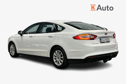 valkoinen Ford Mondeo 2017 kuva 2.