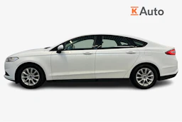 valkoinen Ford Mondeo 2017 kuva 5.