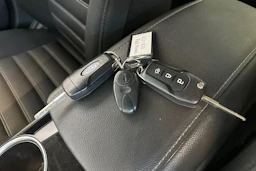 valkoinen Ford Mondeo 2017 kuva 28.