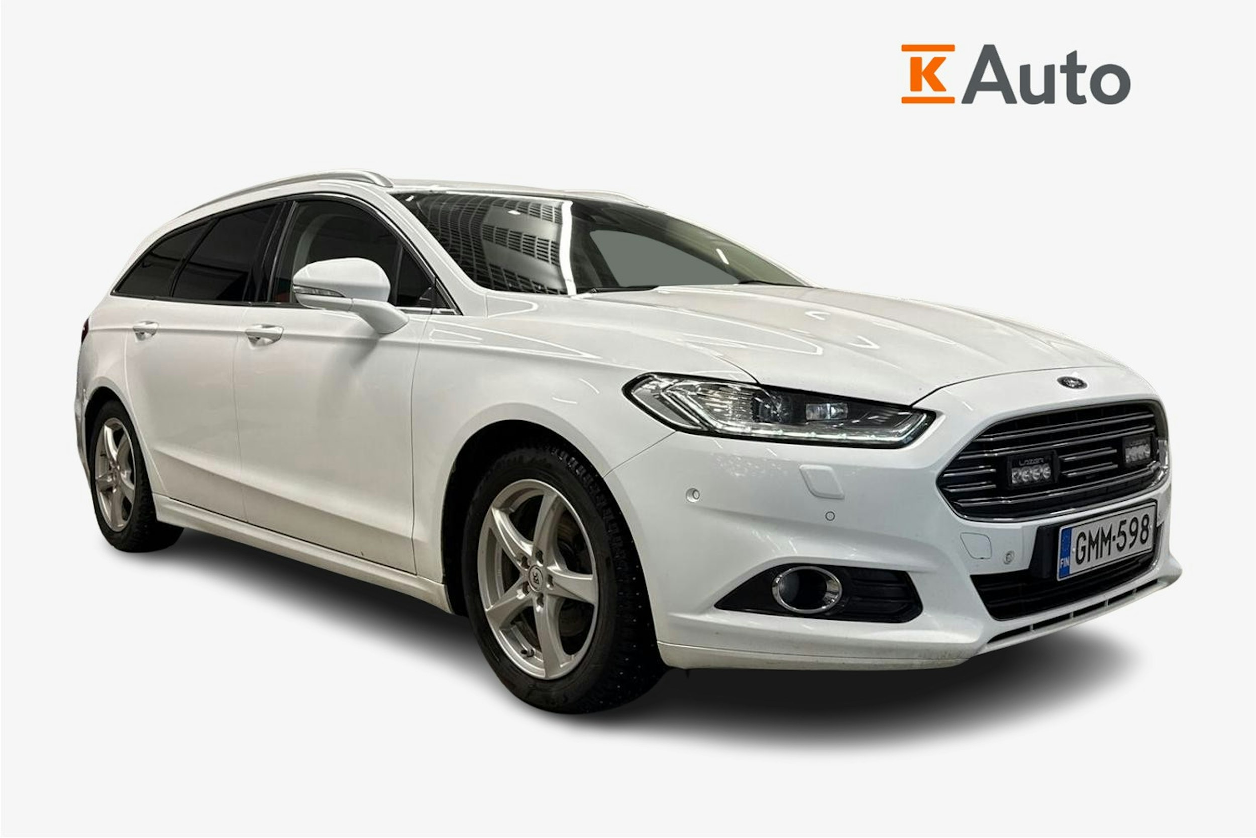 valkoinen Ford Mondeo 2017 kuva 1.