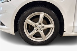 valkoinen Ford Mondeo 2017 kuva 11.