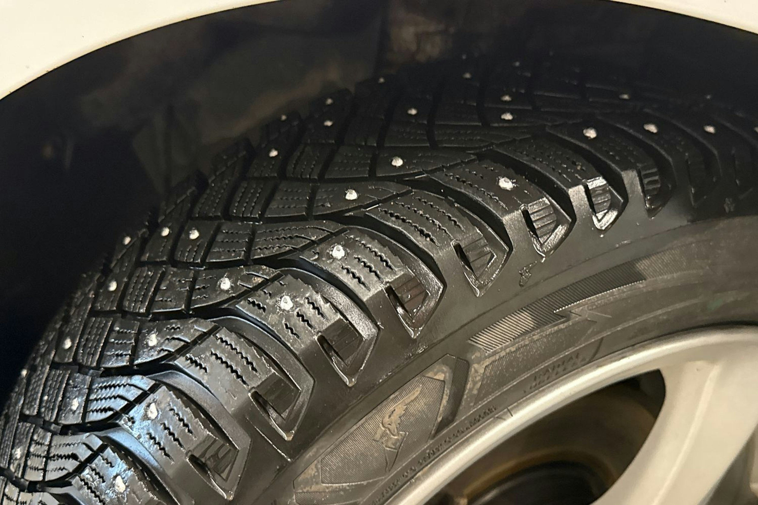 valkoinen Ford Mondeo 2017 kuva 13.