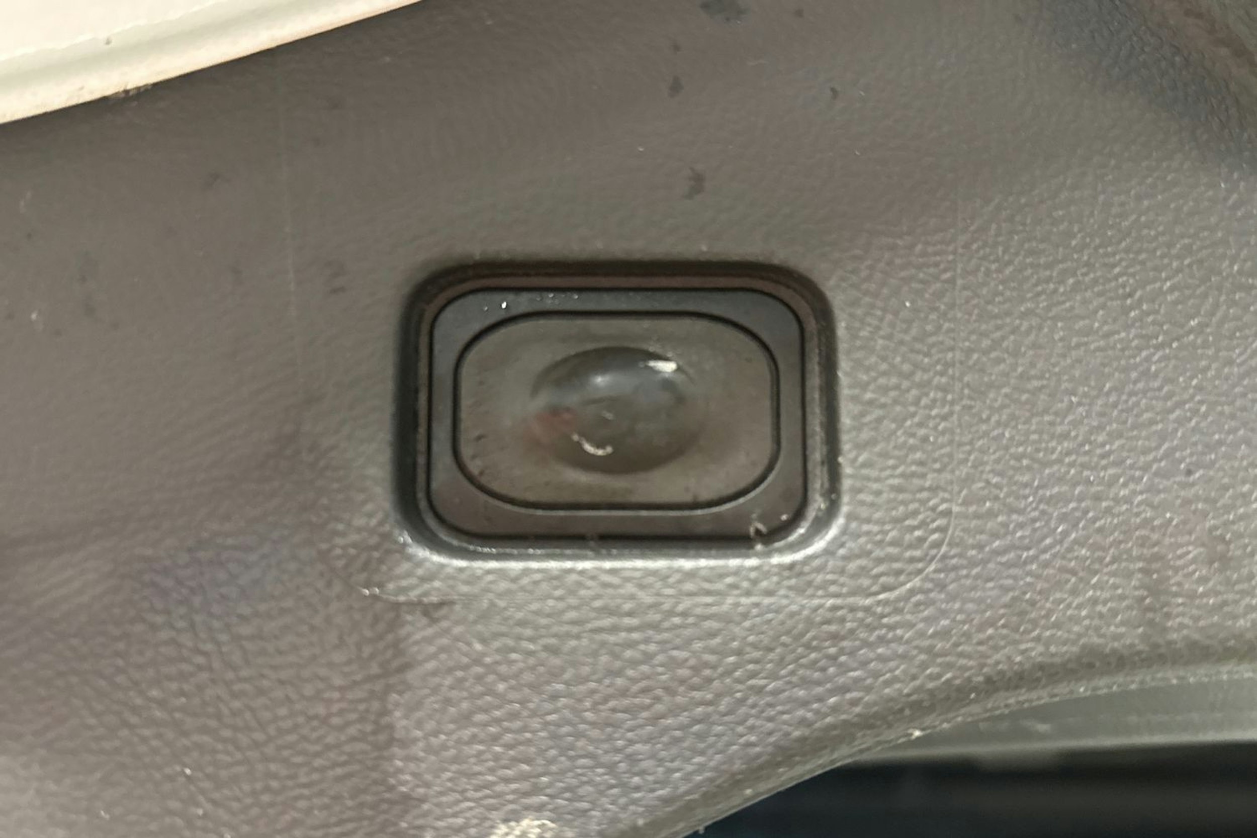 valkoinen Ford Mondeo 2017 kuva 15.