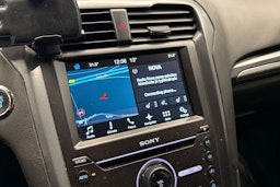 valkoinen Ford Mondeo 2017 kuva 23.