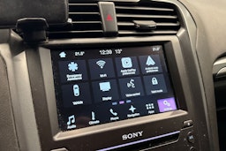 valkoinen Ford Mondeo 2017 kuva 25.