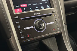 valkoinen Ford Mondeo 2017 kuva 20.