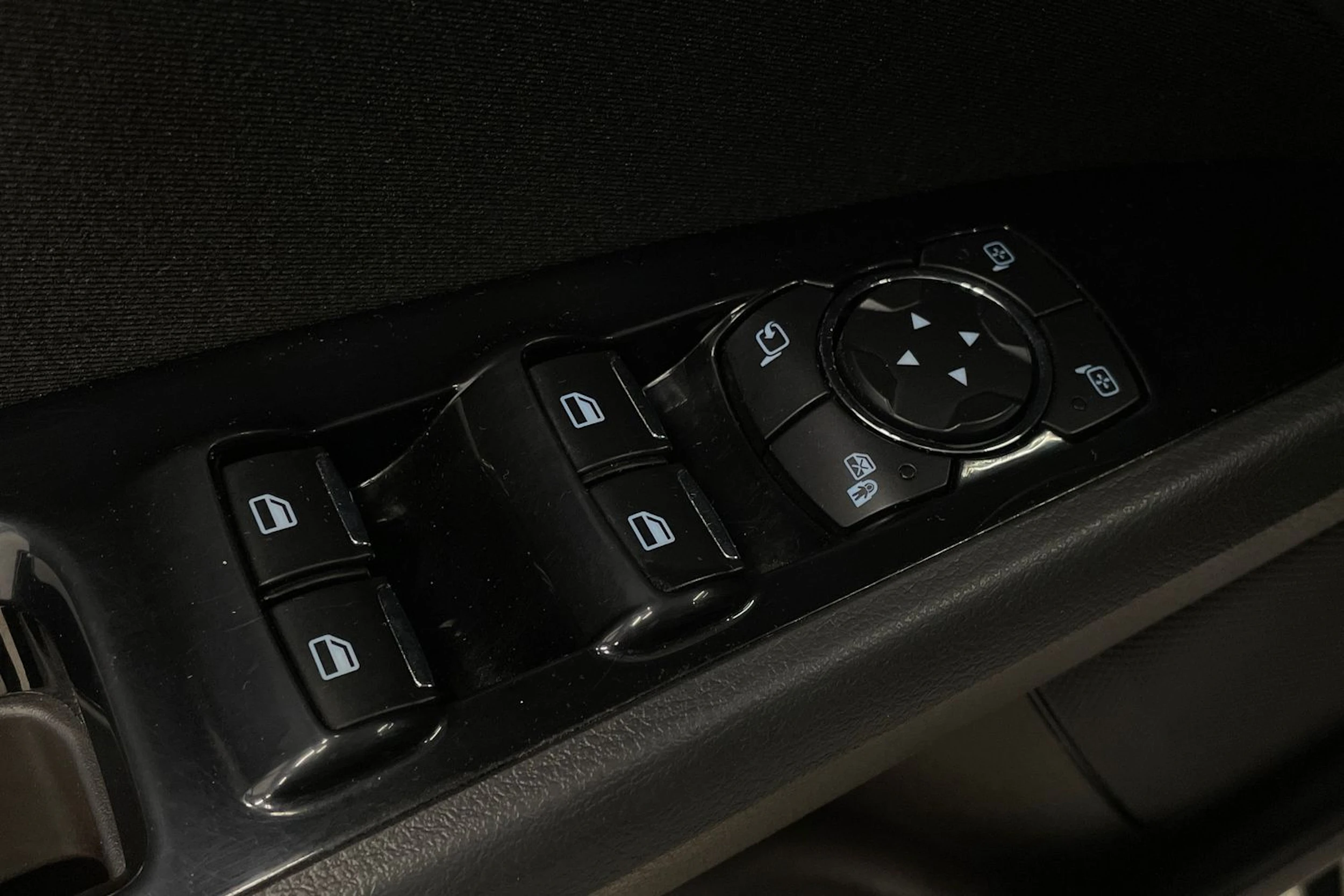 Harmaa Ford MONDEO 2017 kuva 15.