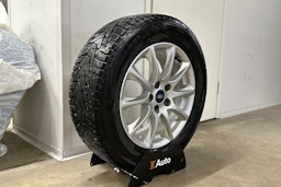 valkoinen Ford Mondeo 2017 kuva 13.