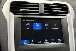 valkoinen Ford Mondeo 2017 kuva 20.