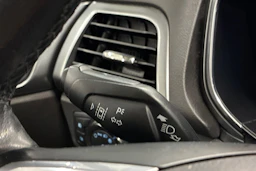 harmaa Ford Mondeo 2017 kuva 15.