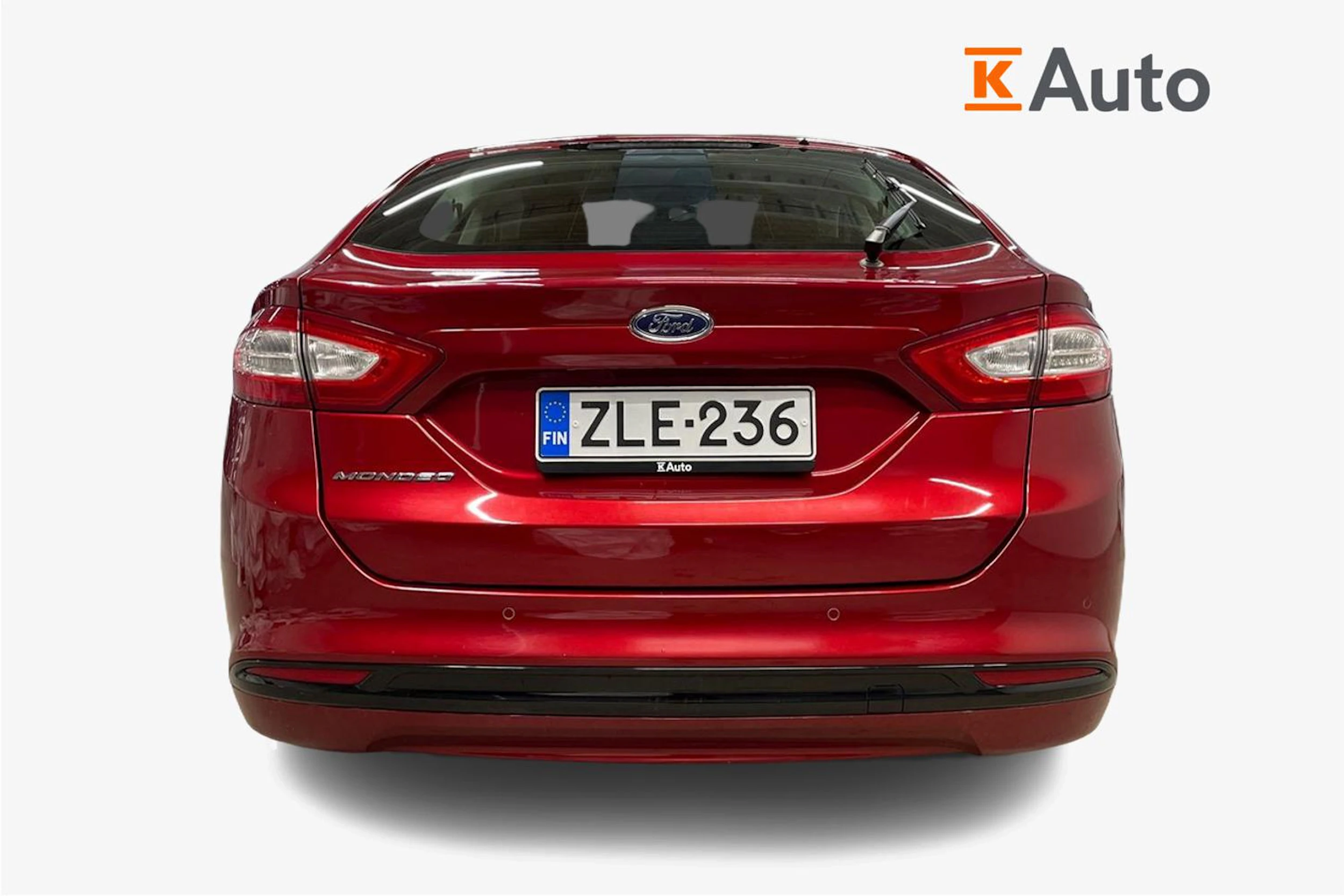 punainen Ford Mondeo 2017 kuva 4.