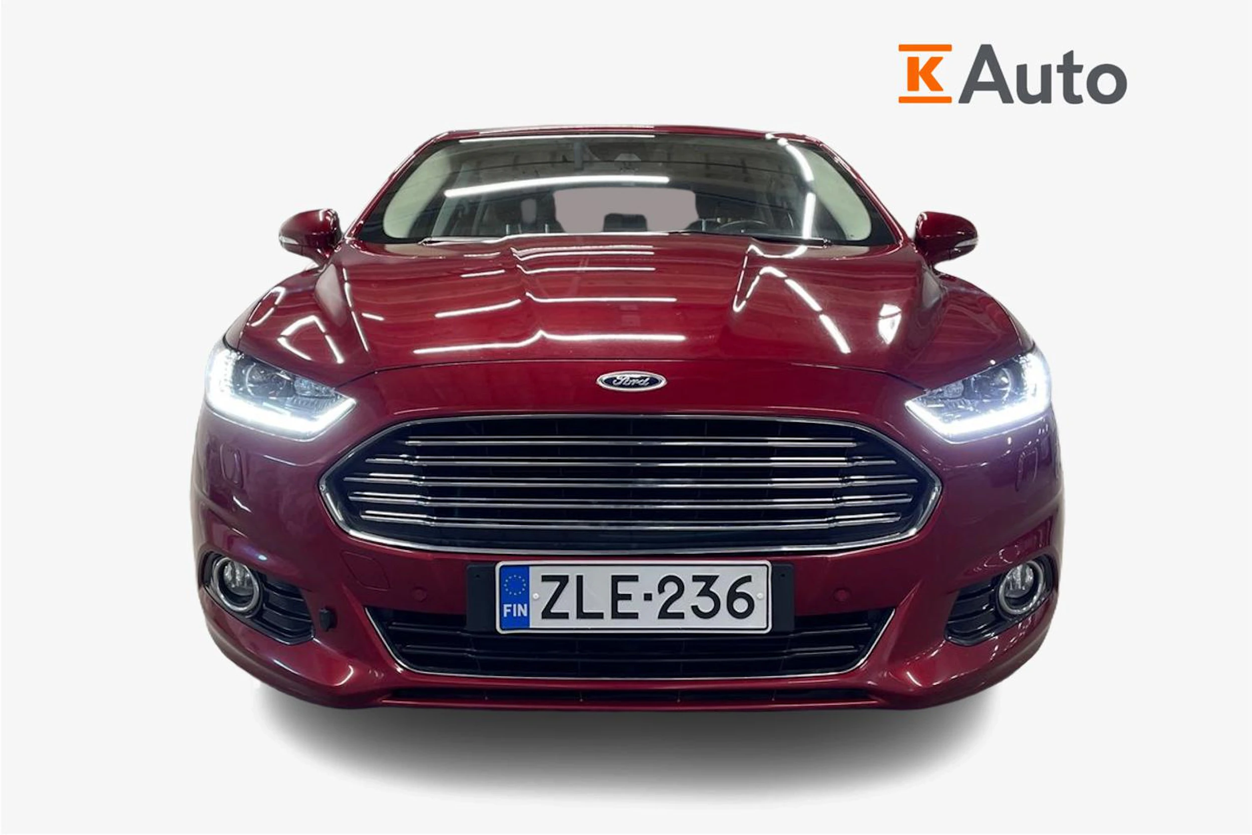 punainen Ford Mondeo 2017 kuva 5.