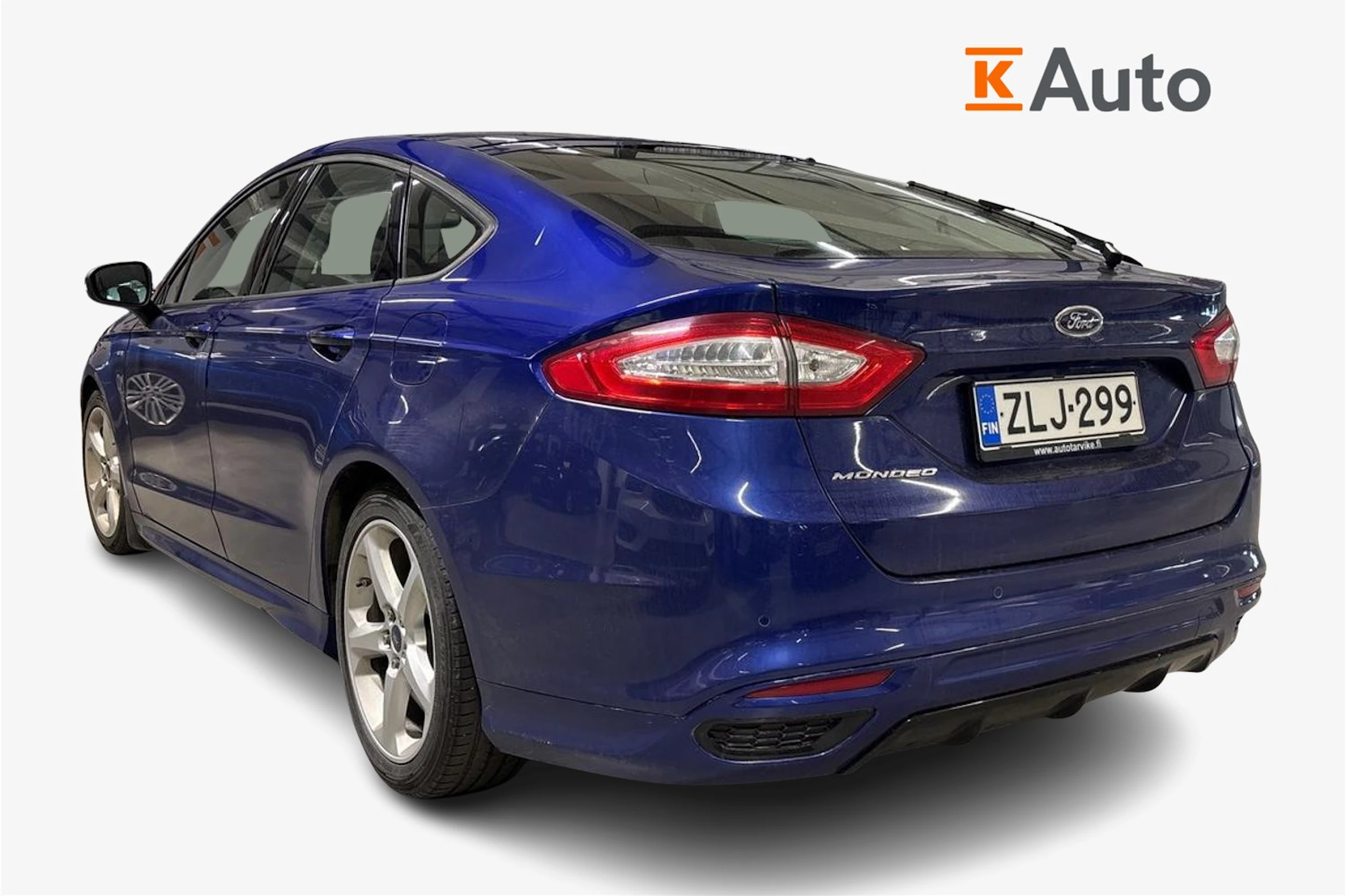 sininen Ford Mondeo 2017 kuva 2.