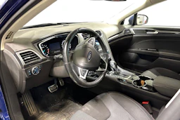 sininen Ford Mondeo 2017 kuva 3.