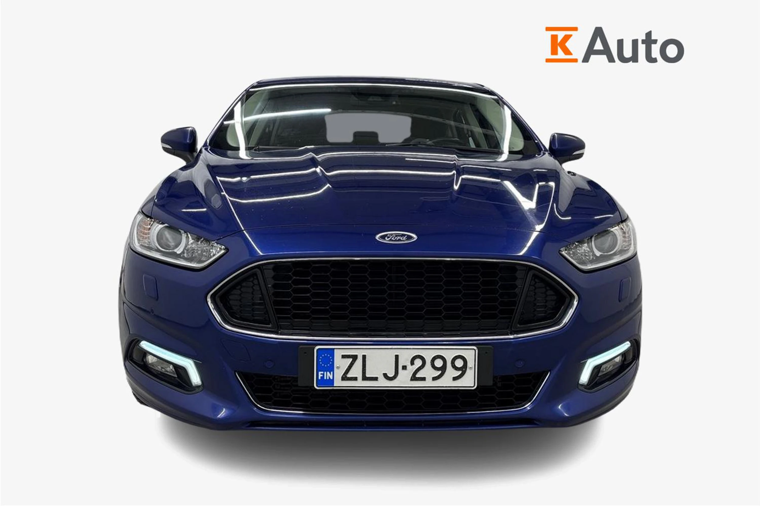 sininen Ford Mondeo 2017 kuva 4.