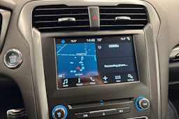 sininen Ford Mondeo 2017 kuva 14.