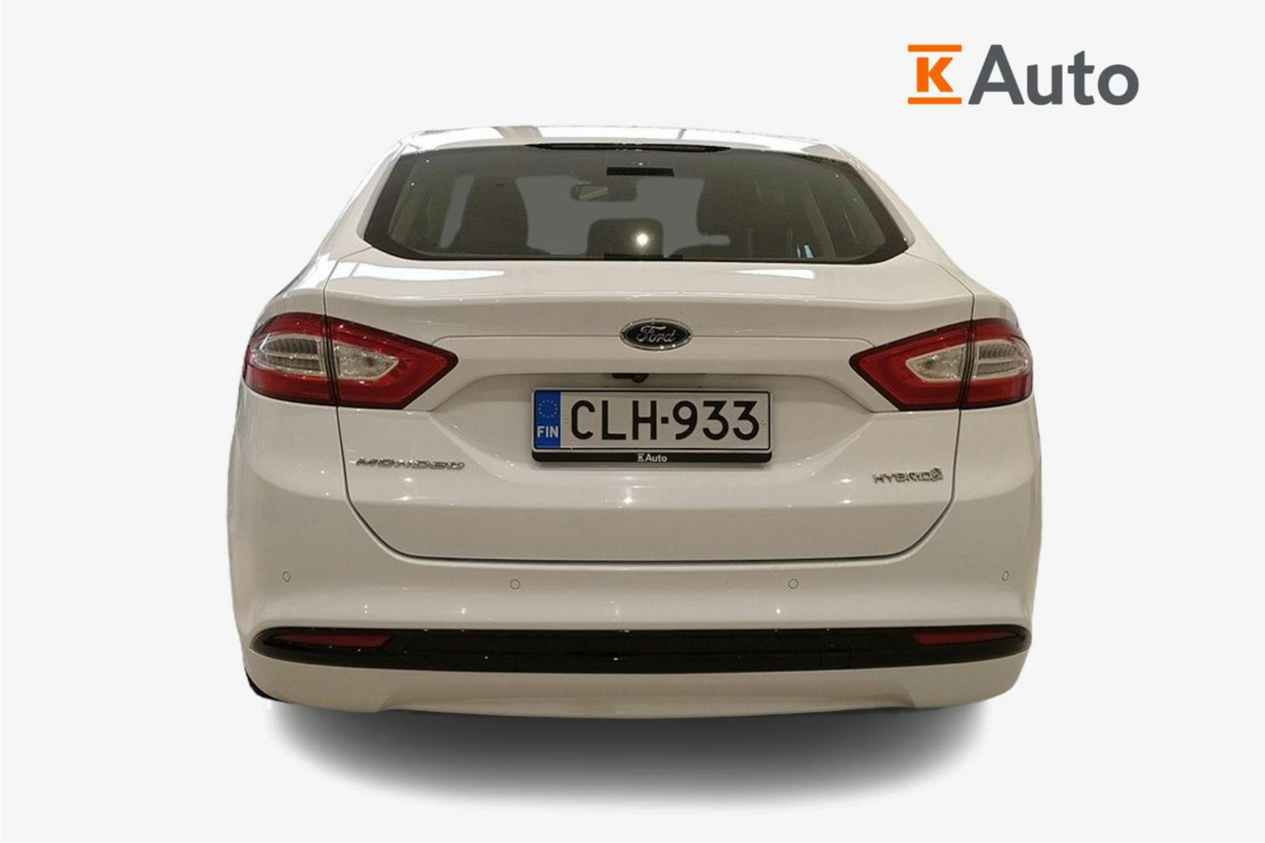 valkoinen Ford Mondeo 2018 kuva 3.