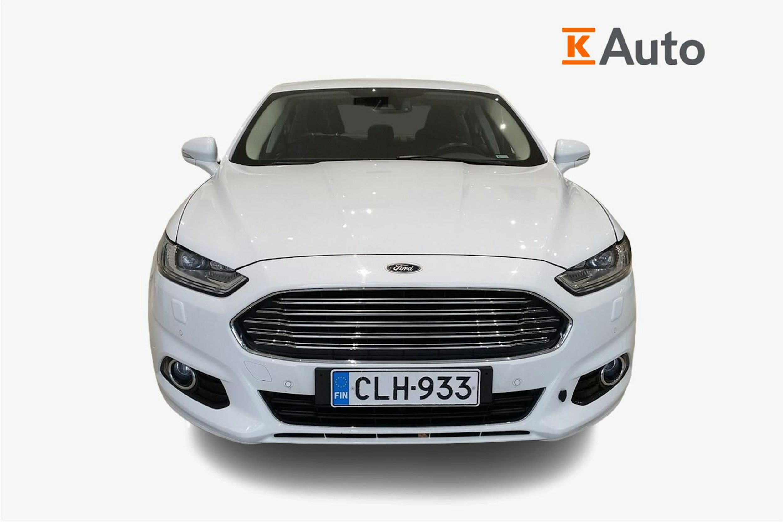 valkoinen Ford Mondeo 2018 kuva 5.