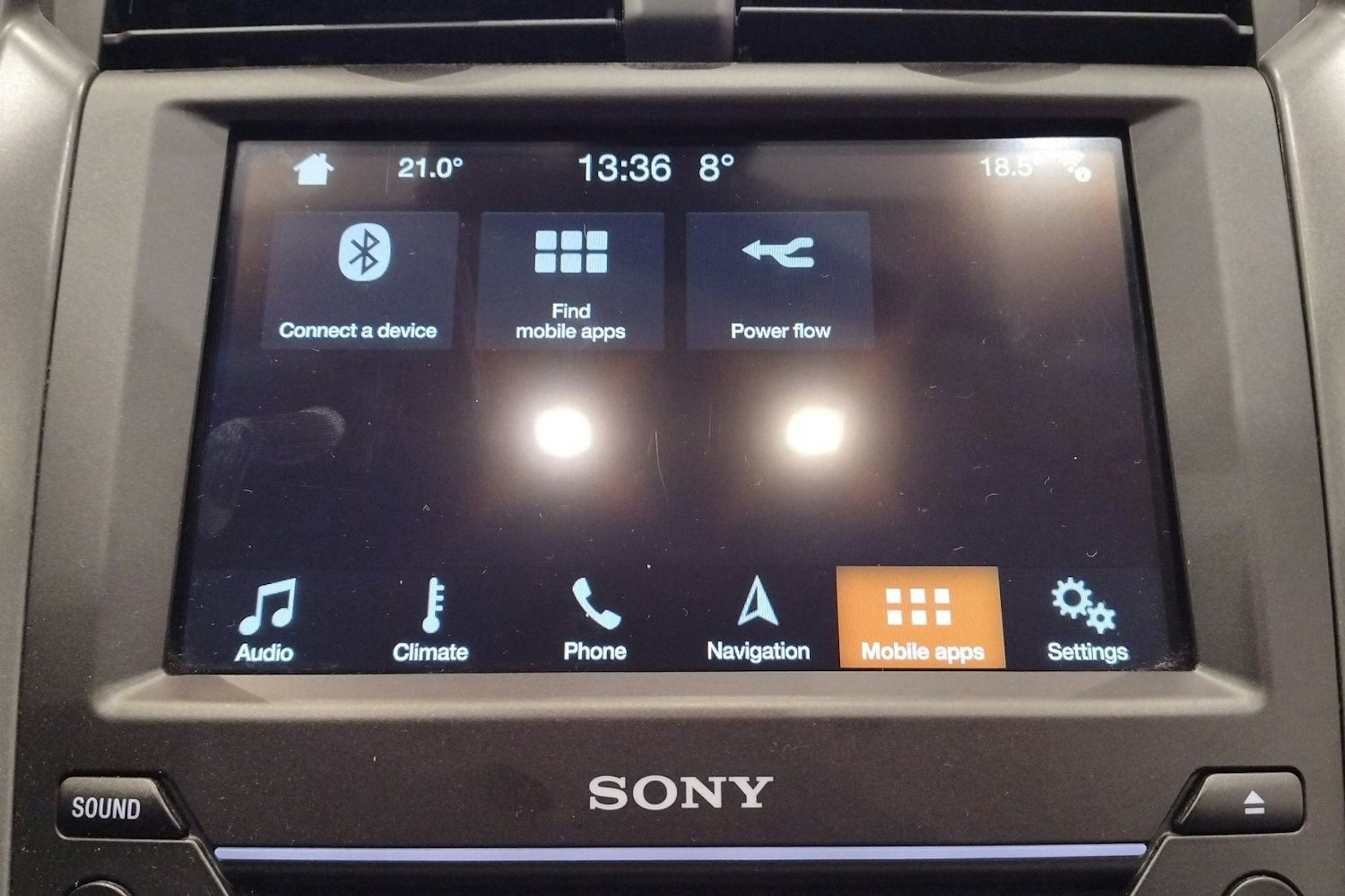 valkoinen Ford Mondeo 2018 kuva 23.