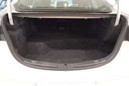 valkoinen Ford Mondeo 2018 kuva 35.