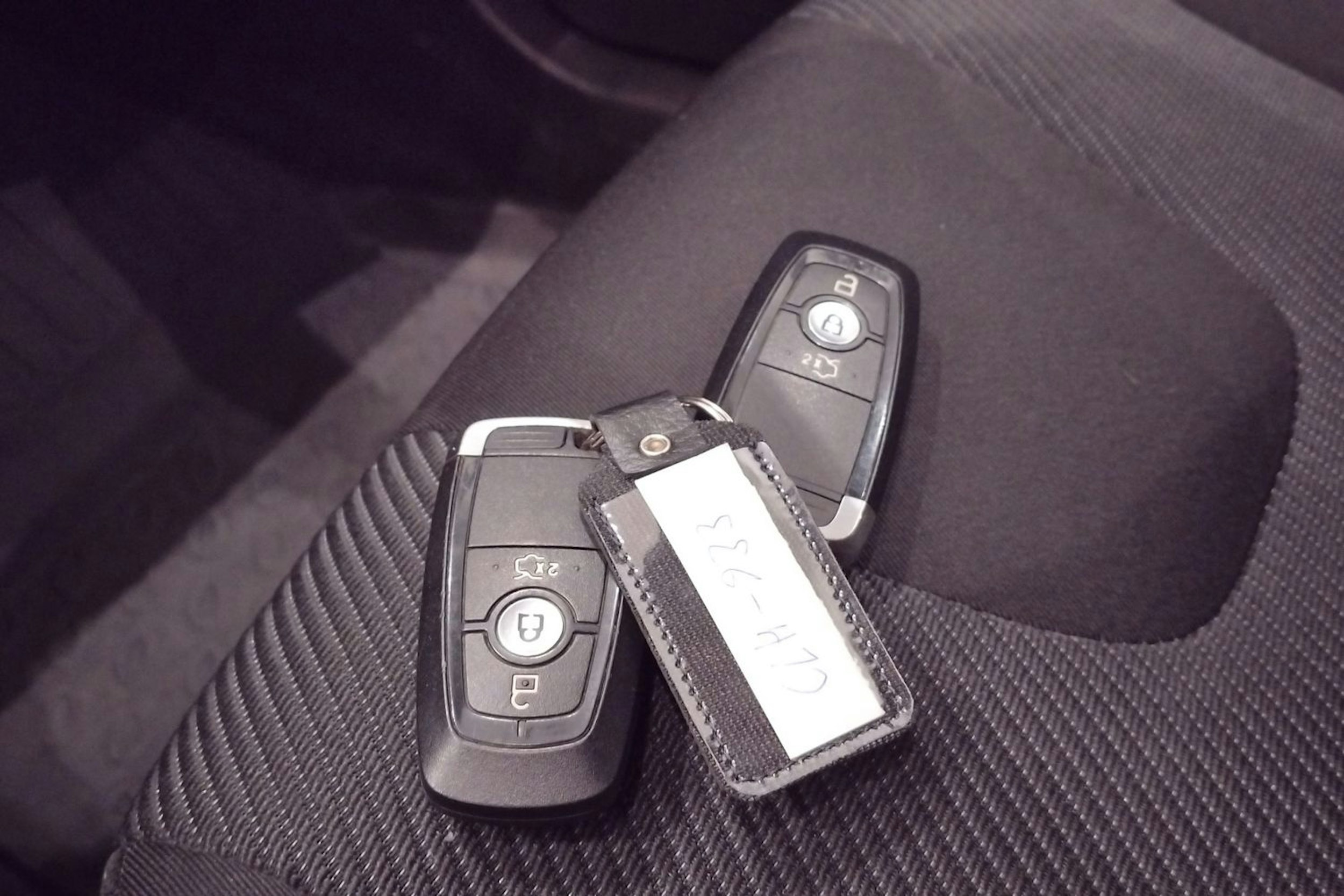 valkoinen Ford Mondeo 2018 kuva 36.