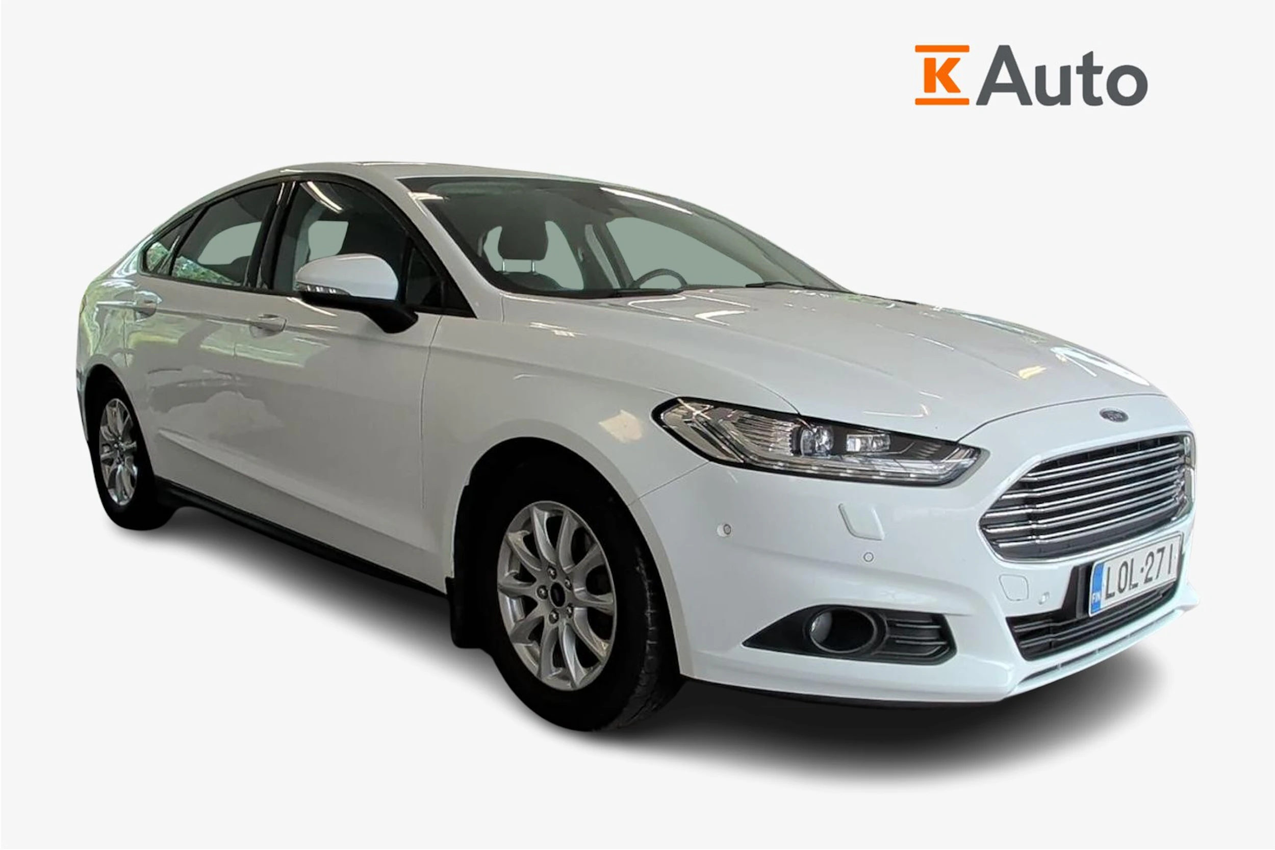valkoinen Ford Mondeo 2018 kuva 1.
