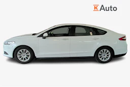 valkoinen Ford Mondeo 2018 kuva 5.
