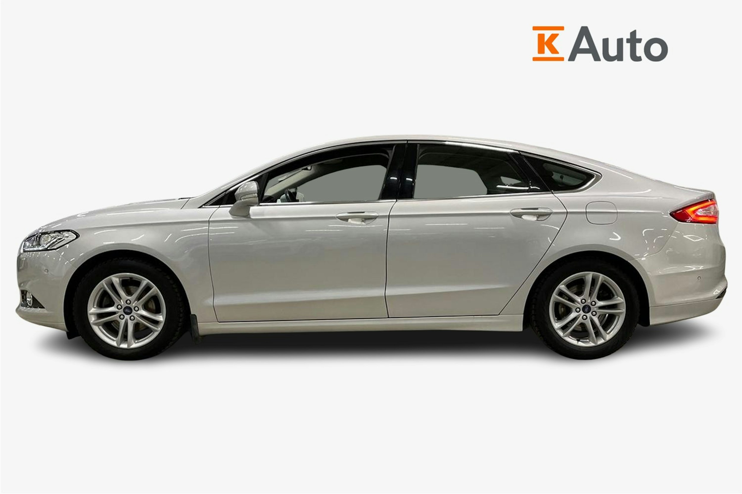 met. harmaa Ford Mondeo 2018 kuva 6.
