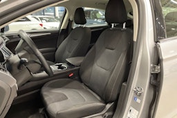 met. harmaa Ford Mondeo 2018 kuva 14.