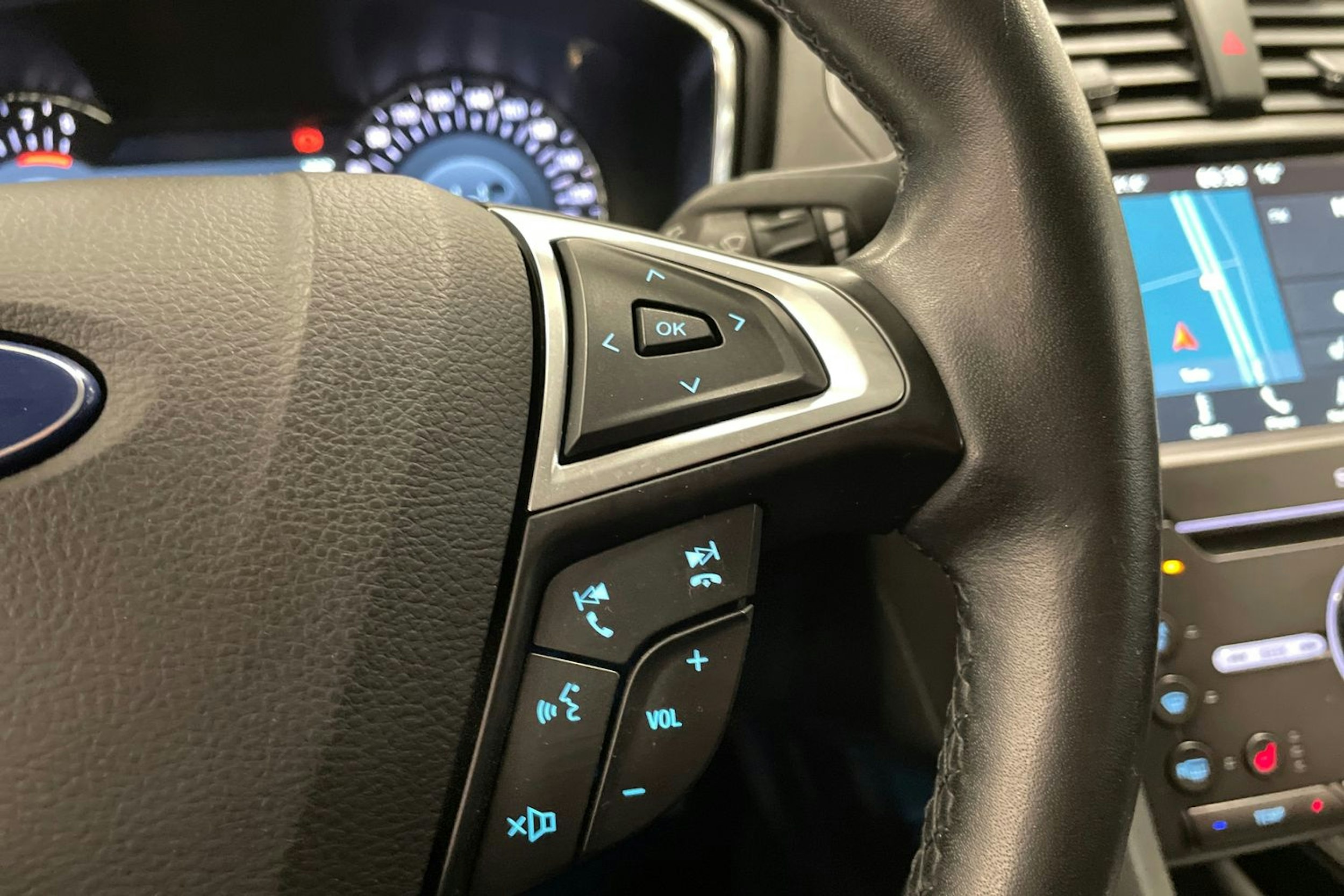 met. harmaa Ford Mondeo 2018 kuva 17.