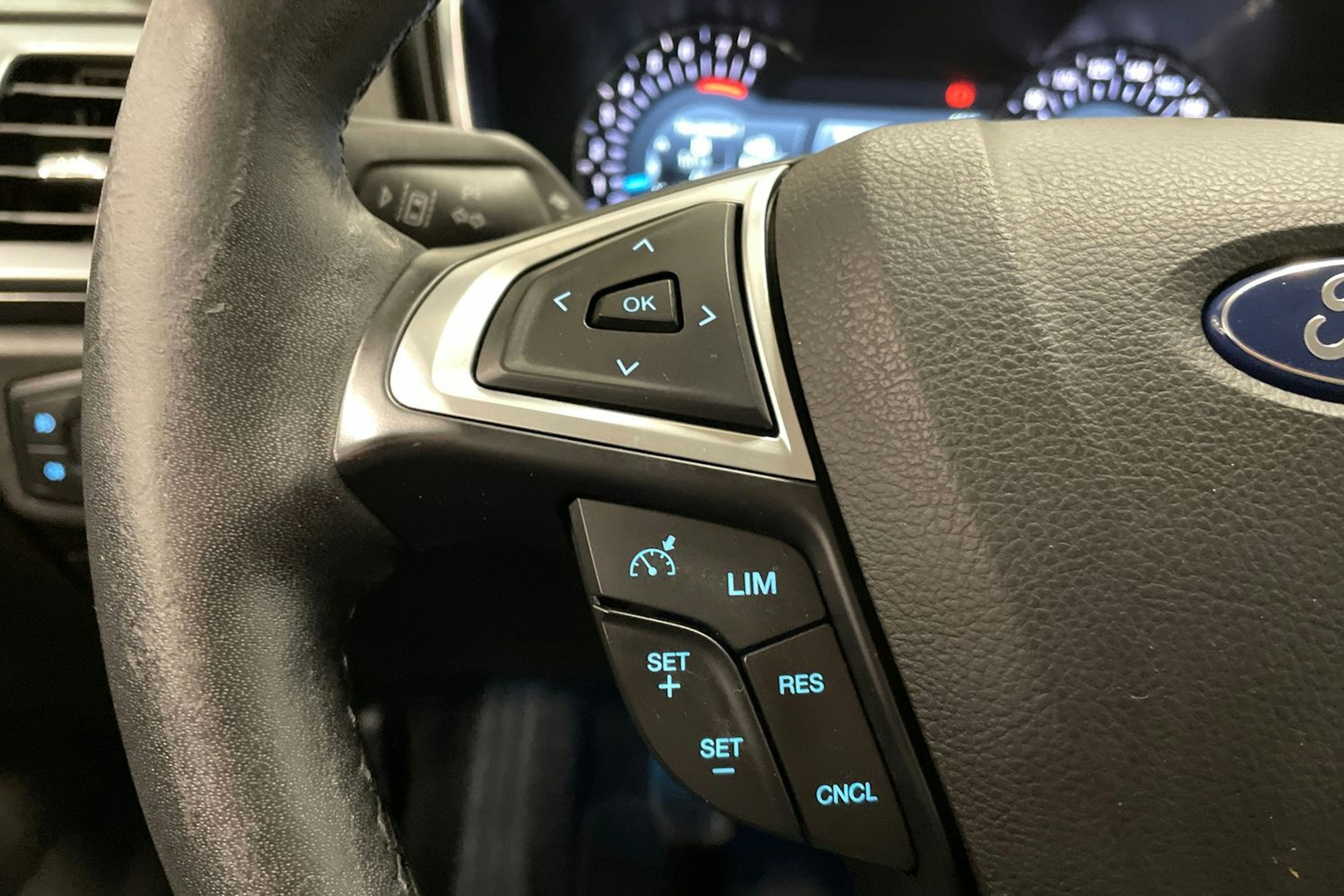 met. harmaa Ford Mondeo 2018 kuva 18.