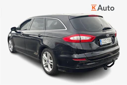 musta Ford Mondeo 2018 kuva 2.