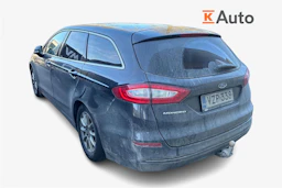 musta Ford Mondeo 2018 kuva 2.