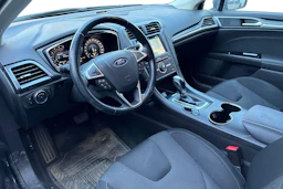 musta Ford Mondeo 2018 kuva 3.