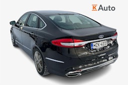 musta Ford Mondeo 2019 kuva 2.