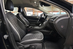 musta Ford Mondeo 2019 kuva 13.