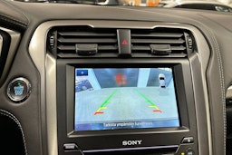 musta Ford Mondeo 2019 kuva 18.