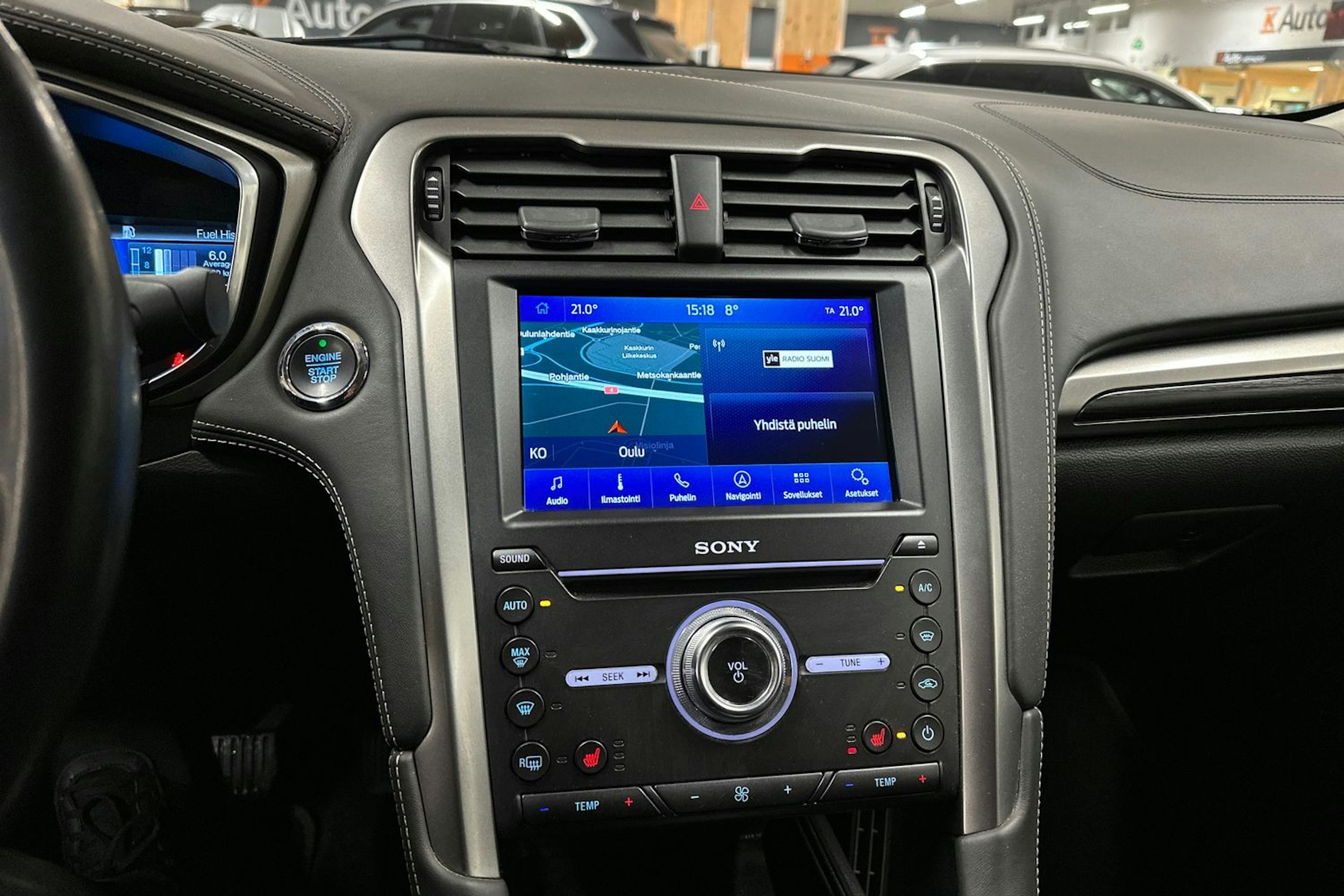 musta Ford Mondeo 2019 kuva 21.